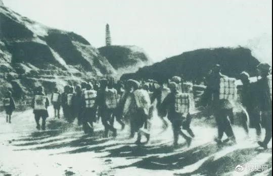 1947年3月19日，西北野戰(zhàn)軍撤離延安，進(jìn)行戰(zhàn)略轉(zhuǎn)移。